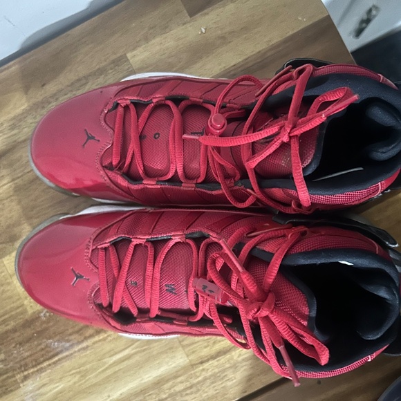 Jordan 6 rings “gym red”(used but in good condition ) - Picture 2 of 4